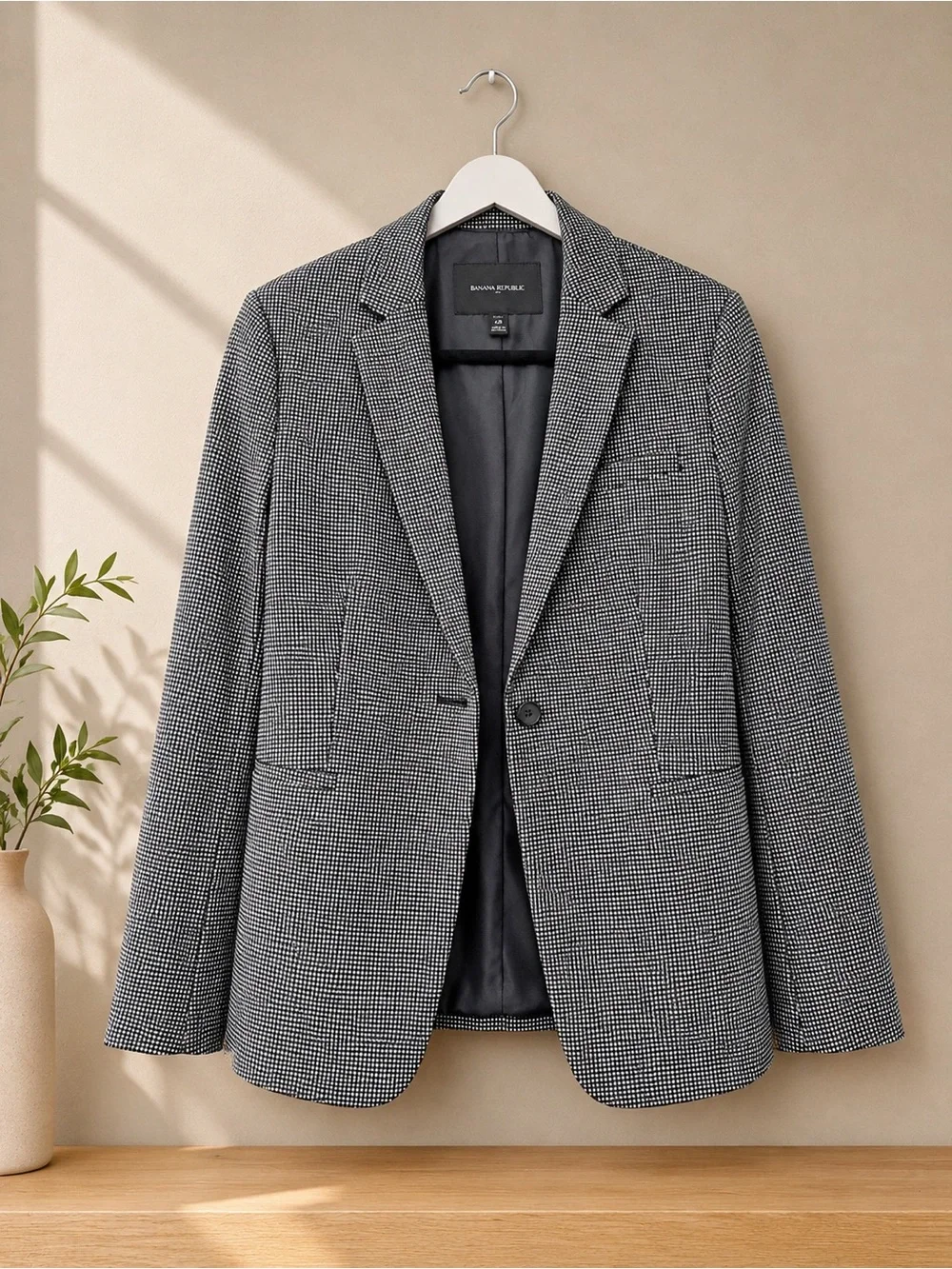 Banana Republic Black & White Houndstooth Blazer
